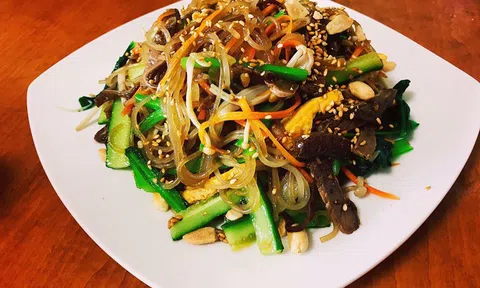 Cách làm món miến trộn Hàn Quốc chỉ nhìn thôi đã thấy thèm