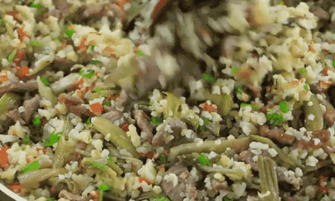 Cách làm cơm rang dưa bò ăn là nghiền