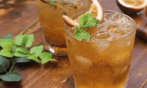 Làm trà chanh dây mát lạnh cho mùa hè