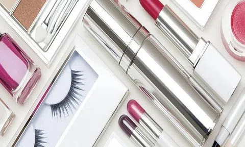  5 mẹo cần lưu ý để sử dụng an toàn và hiệu quả mỹ phẩm chống nước