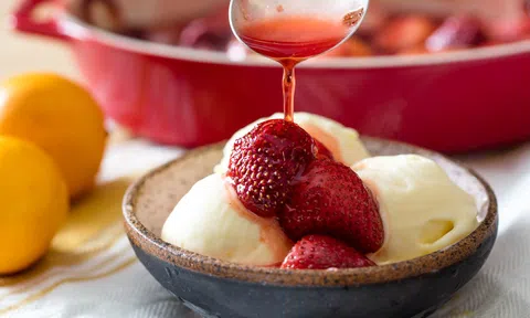 Xua tan nắng nóng ngày hè với món kem chanh vàng lạ miệng