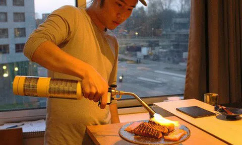 Anh chàng 21 tuổi khiến giới sành ăn ở Amsterdam phải ngỡ ngàng