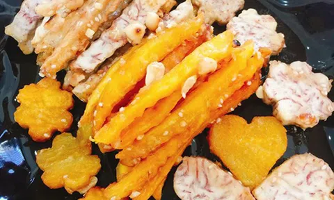 Khoai rim đường - món ăn vặt gây thương nhớ