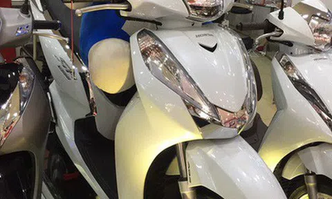 Lãnh đạo Honda \"hứa\" kéo giá xe tay ga xuống gần với đề xuất