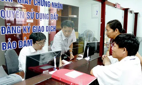 Mua đất chung có được đứng tên trong sổ đỏ?