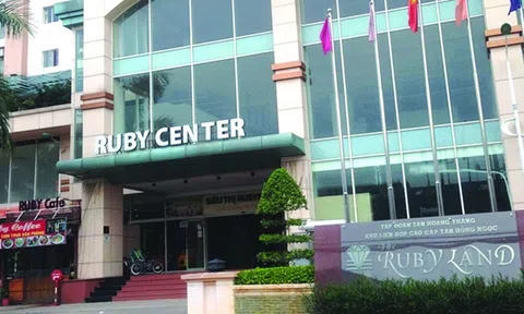 Ra ngõ gặp... tranh chấp chung cư