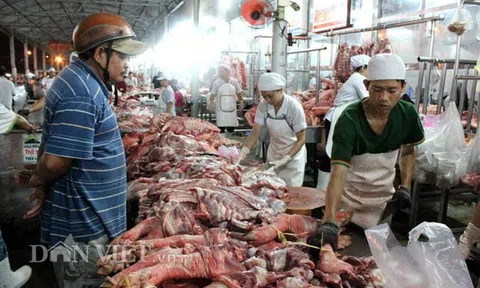 Giá heo hơi hôm nay 1/6: Giá thịt vọt lên gần 100.000 đồng/kg