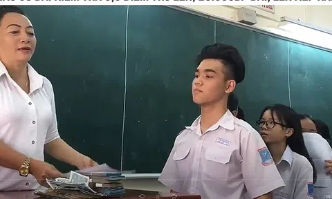 Cô giáo có nên “khuyến học” bằng cách thưởng tiền cho học sinh làm bài đạt điểm cao?