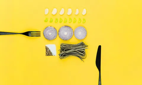 Mùi cơ thể – Bạn có đang ăn 5 loại thực phẩm nặng mùi sau đây?