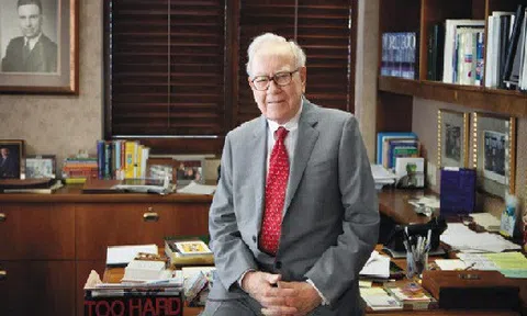 5 bài học để đời từ cuốn sách Warren Buffett
