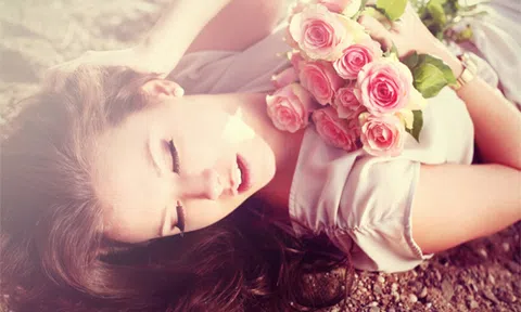 Là phụ nữ đừng sống kiếp tầm gửi