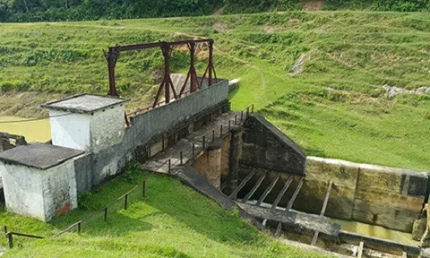 Nghệ An cầu siêu cho 98 người hy sinh trong vụ sập cống 40 năm trước