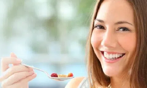 Bổ sung ngay 4 siêu thực phẩm này nếu bạn muốn da khỏe đẹp từ bên trong