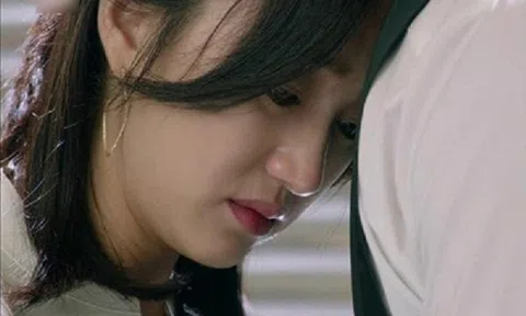 Cái dại của đàn bà là chấp nhận bên người đàn ông bằng mối quan hệ không tên