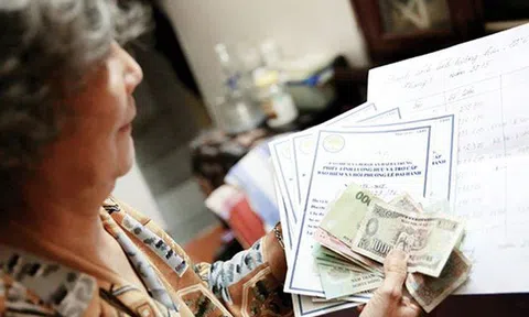 Đề xuất mới: Hàng vạn lao động nữ về hưu từ 2018 bị giảm lương