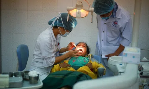 Nhiều người dân vùng khó khăn Quảng Trị được khám bệnh miễn phí