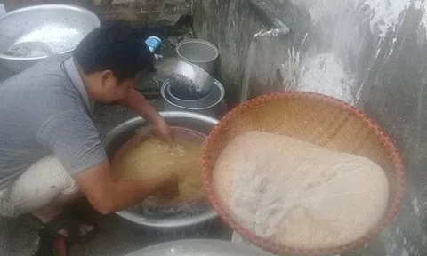 Bán rượu nếp cẩm thu cả chục triệu ngày “giết sâu bọ”