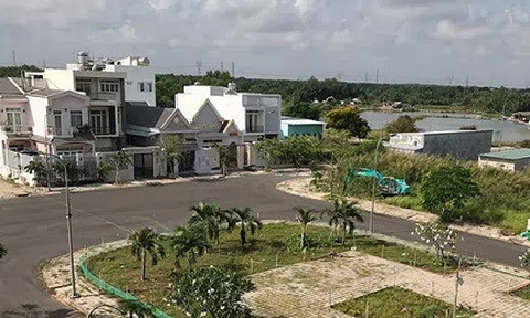 Nhiều nhà dân thoát án ‘treo’ sổ đỏ