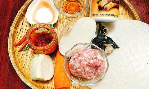 Chồng không thể bỏ món bánh tráng cuộn này dù ham xem World Cup đến mấy