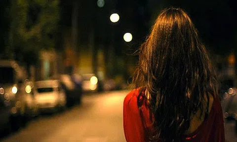 Đàn ông đừng để mất đi người phụ nữ bên cạnh mới thấy trân trọng