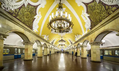 Khám phá ga tàu điện ngầm Moscow mùa World Cup