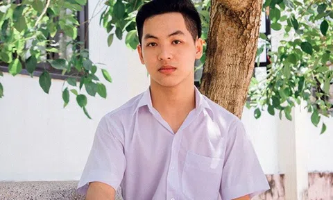 Mẹo của thí sinh đạt 10 điểm môn Văn: “Học kĩ phần ghi nhớ ở cuối sách giáo khoa\"