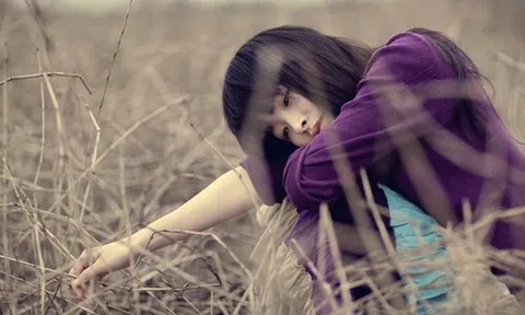 Chẳng ai muốn yêu mà lúc nào cũng phải đối chọi với cô đơn