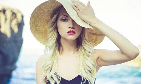 Mách các chị em các sản phẩm trang điểm chống nắng ngày hè