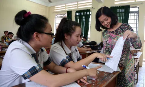 Thí sinh không được dự thi vì đi trễ 30 phút do xem World Cup rồi ngủ quên