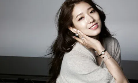 Đàn bà đừng mãi mang hạnh phúc đến cho người khác, hãy tự mình mỉm cười trước đã