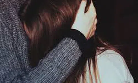 Nước mắt rất đáng giá, đừng phung phí vì một người đàn ông không xứng đáng!