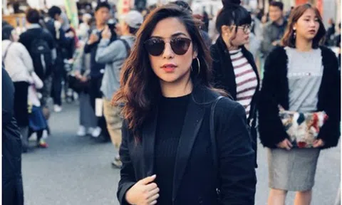 Mặc cho say xỉn, cô gái vẫn được người yêu lý tưởng thực hiện đủ các bước dưỡng da