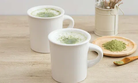 Khởi đầu ngày mới với sữa tươi trà xanh để đánh thức mọi giác quan
