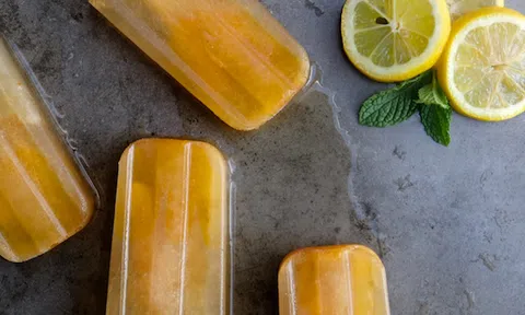 Tự tay làm kem trà chanh giải khát mát lạnh ngày hè