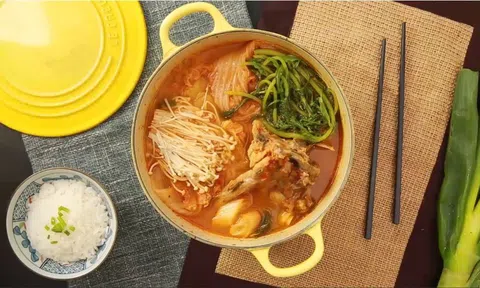 Xử lý gọn kim chi lên men lâu ngày với công thức cực đơn giản này