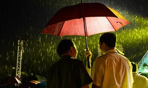 Dự báo thời tiết ngày 6.7: Tạm biệt nắng nóng, Hà Nội sẽ đón `cơn mưa vàng`