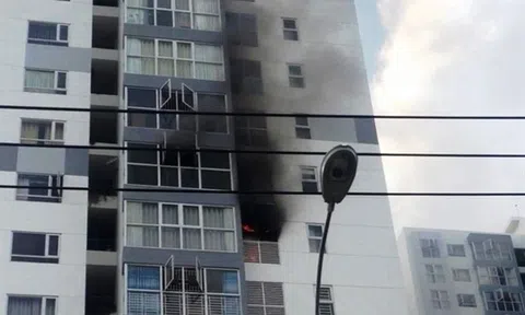 Mua bảo hiểm cháy nổ chung cư: Dân mải lo “đếm” phí, quên quyền lợi