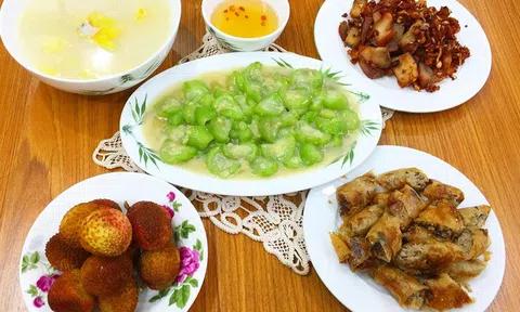 Cách làm mâm cơm đầy đủ 5 món cho gia đình những ngày hè thời tiết thay đổi