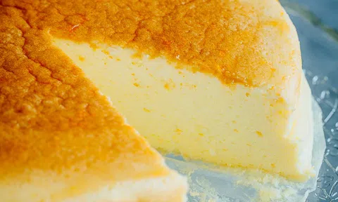 Bữa sáng không thể ngon hơn với bánh phô mai Nhật Bản thơm lừng