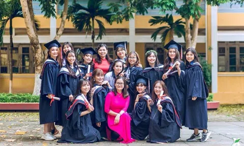 Kinh ngạc lớp học đạt 3 điểm 10 môn Lịch sử