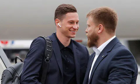 Chẳng tốn1 xu quảng cáo, Apple vẫn là ông trùm hiện diện khắp mọi nơi tại World Cup 