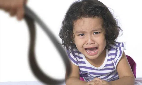 Hình thức kỷ luật trẻ tưởng hiệu quả nhưng lại nguy hại khôn lường