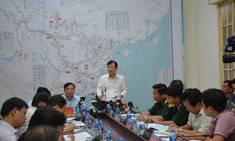Phó Thủ tướng chỉ đạo ứng phó với mưa lũ bất thường, nguy hiểm