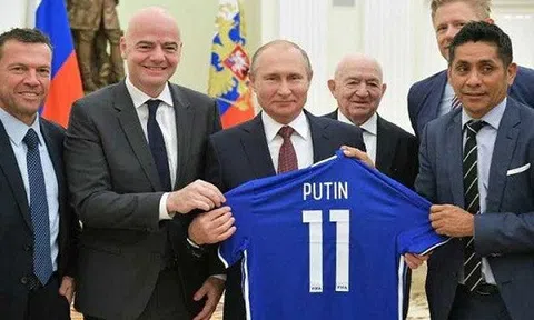 Tất cả du khách tới Nga xem World Cup nhận được món quà bất ngờ từ Tổng thống Putin