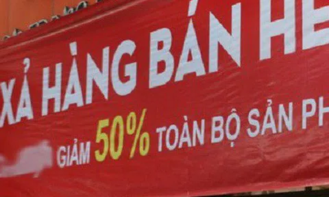 Hậu World Cup 2018: Dân buôn ồ ạt xả hàng thu hồi vốn