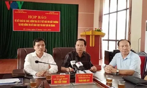 Họp báo về điểm thi bất thường: Hơn 300 bài thi trắc nghiệm bị sửa điểm