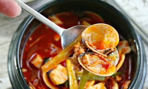 Trổ tài làm canh đậu phụ Hàn Quốc ngon khó cưỡng