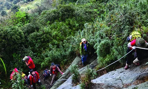 Du lịch mạo hiểm và khám phá hang động tại Việt Nam liệu có an toàn?