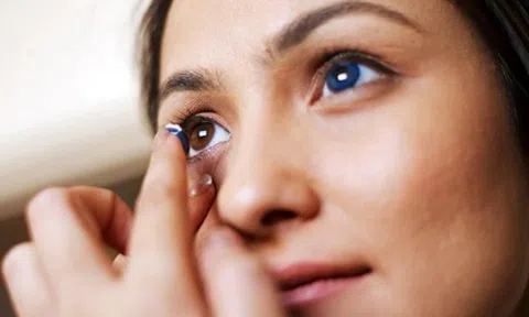 Kính áp tròng có màu liệu có an toàn cho đôi mắt của bạn?