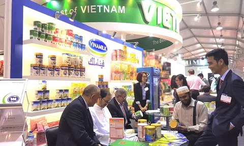 Vinamilk lọt danh sách ‘Doanh nghiệp xuất khẩu uy tín\' năm 2017